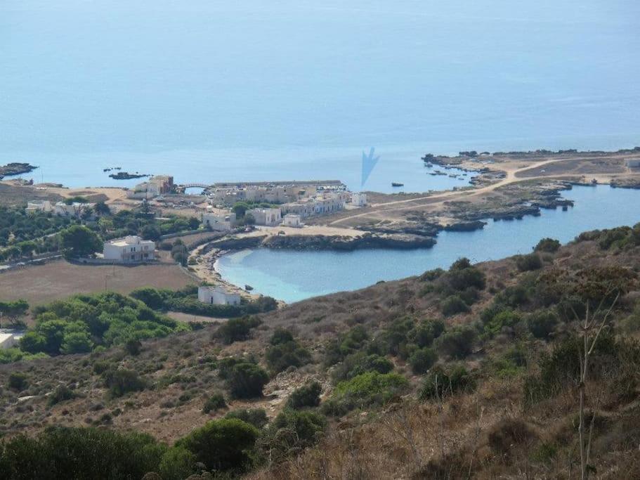 Il Cubo, Monovano Col Mare Su Tre Fronti. Favignana Bagian luar foto